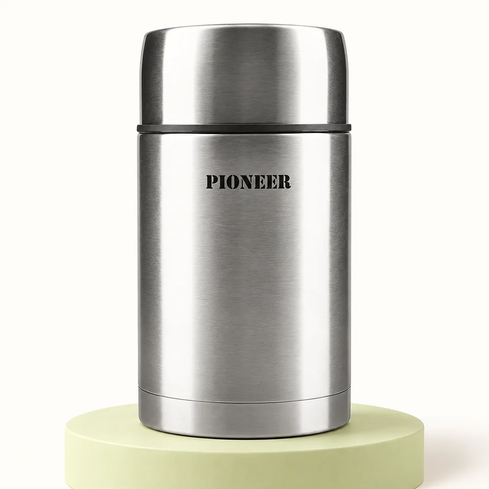 Pioneer — pot alimentaire inox 1 L — Pot fermé ; les éléments de service internes ne sont pas représentés.